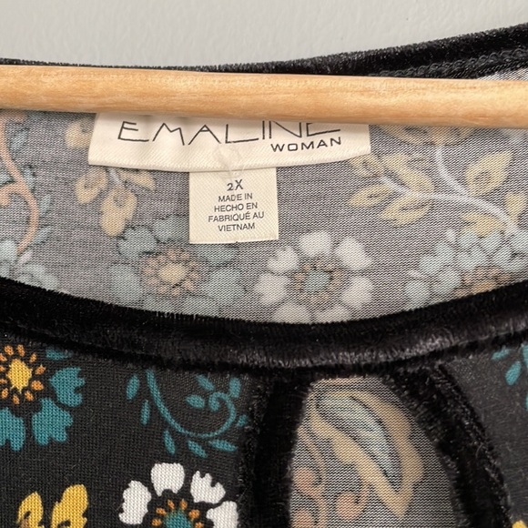 Emaline Dress - Picture 3 of 4